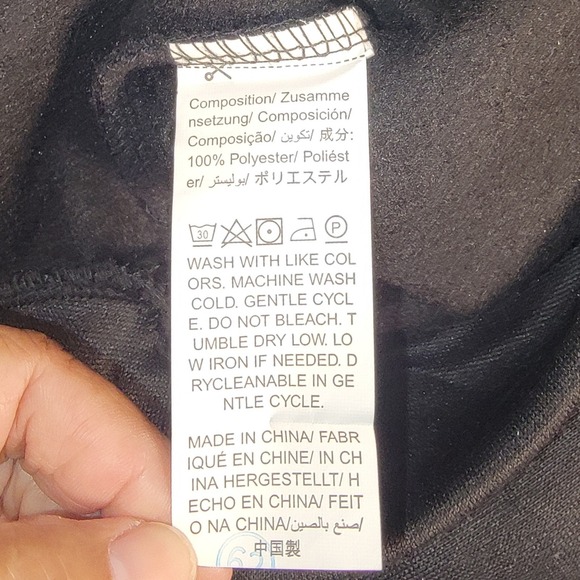 "Make Money Not Friend" Graphic‎ Black Hoodie - Picture 6 of 6